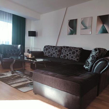 Antoni Apartment Скопье Экстерьер фото